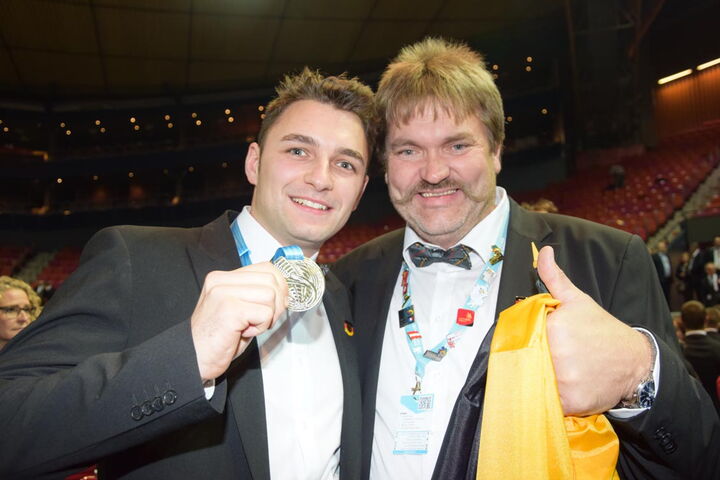 Der 23jährige Stuckateur David Reingen aus Düsseldorf (Nordrhein-Westfalen) gewinnt bei der EuroSkills 2016 in Göteborg die Silbermedaille.